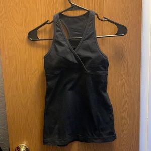 LuLuLemon Athletica Active Tank. Built in bra, no removable pads.